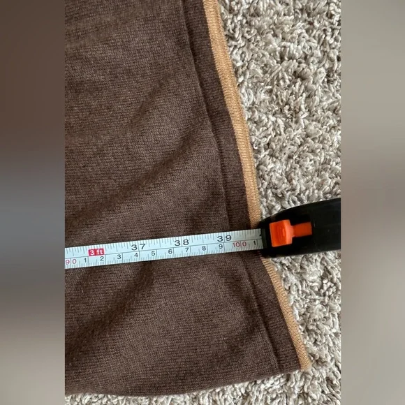 Dress - Picture 7 of 8